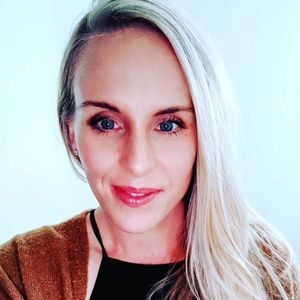 Meet your Posher, Jacqueline